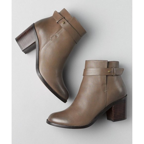 Halogen Glenna Leather Ankle Booties Block Heel Ankle Strap Womens Size 8 - Picture 2 of 11